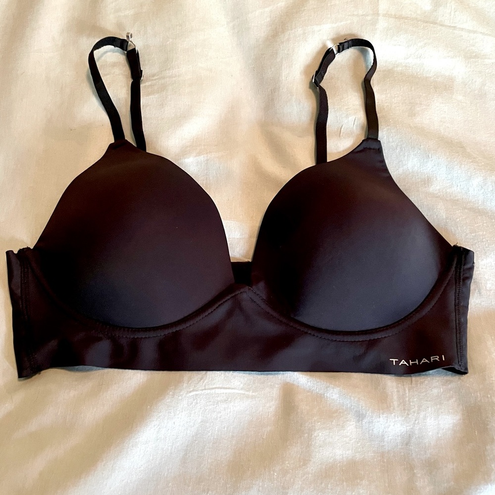 Tahari wireless bra 38 C